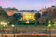 Washington Monuments Evening Tour thumbnail 4