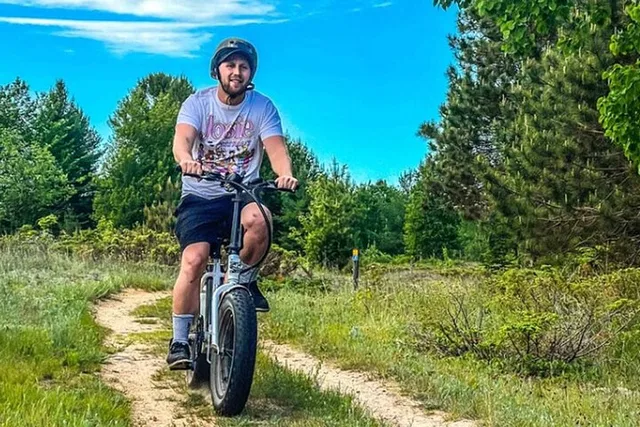 Door County Ebike Rental at Cave Point - Image 6
