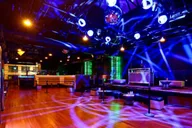 Long Beach Bar Crawl Adventure Hunt thumbnail 5