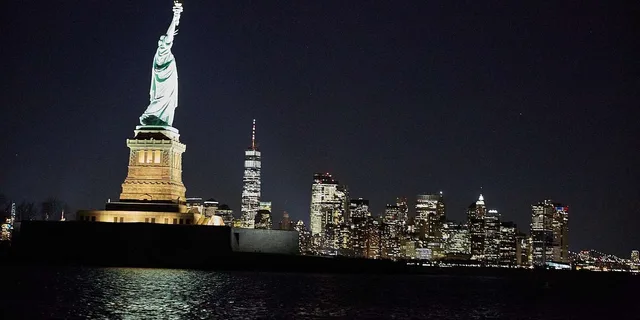 New York City Jazz Cruise - Image 5