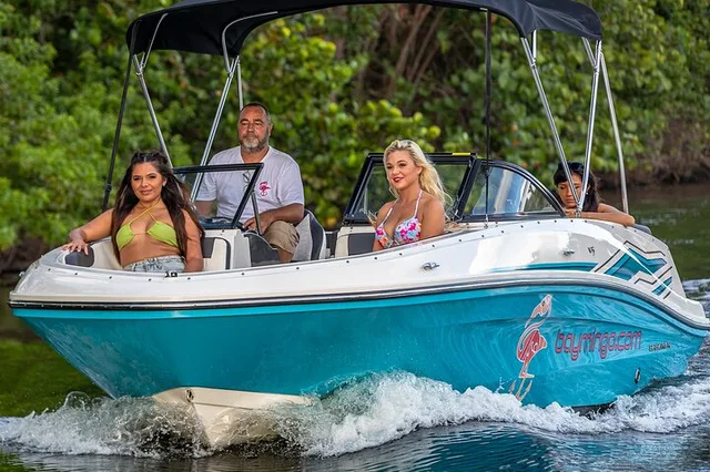Fort Lauderdale Private Boat Tour 1 hr - Image 3
