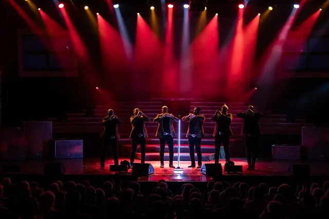 Branson SIX Show - Image 6