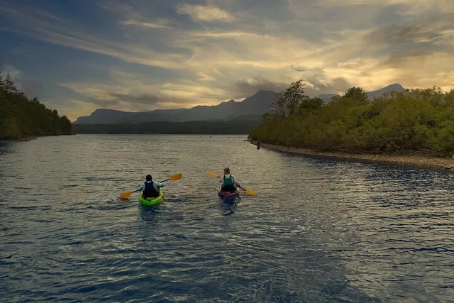Columbia River Gorge Kayak Tour - Image 4