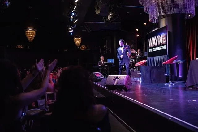 Las Vegas Wayne Newton Show at Flamingo - Image 5