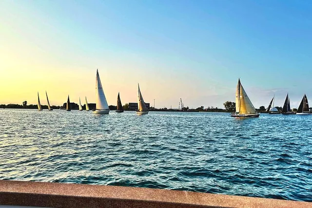 Detroit Private Cruise 75 Min - Image 5