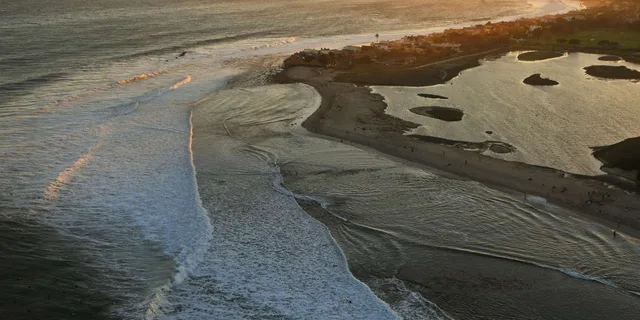 Los Angeles Helicopter Tour: Coast and Canyons 35 Min - Image 5