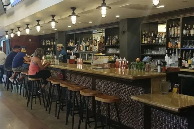 Long Beach Bar Crawl Adventure Hunt - Image 1