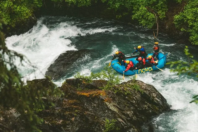 Hope Whitewater Rafting on Six Mile Creek - Image 5