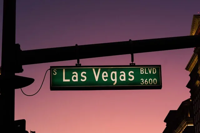 Las Vegas Strip Walking Tour - Image 3