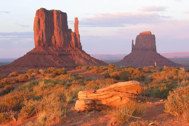 Monument Valley 4x4 Tour - Image 1