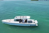 Miami Private Boat Tour with Jet Ski Rental thumbnail 6
