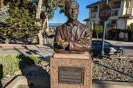 Monterey Scavenger Hunt on Cannery Row thumbnail 2