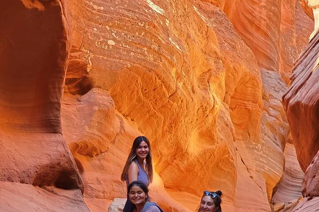 Southern Utah Slot Canyon Adventure Tour - Image 1