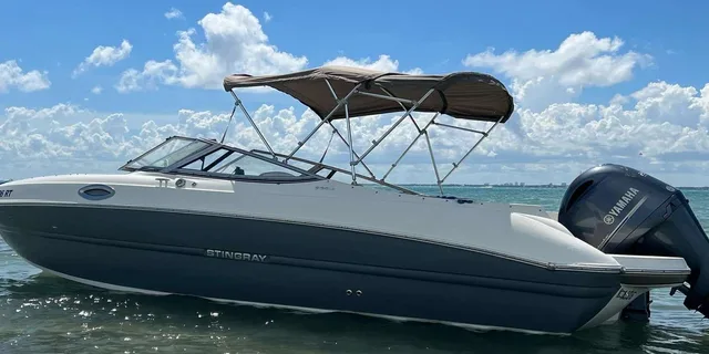 Miami Private Boat Tour - Image 1