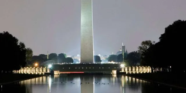 Washington DC Night-Time Sightseeing Tour - Image 5