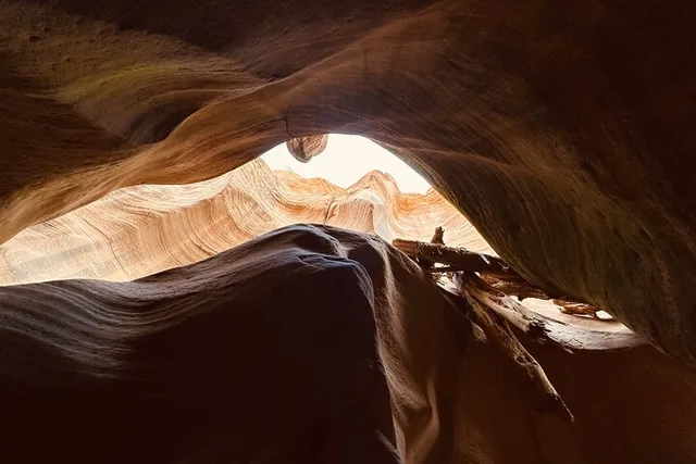Kanab Buckskin Gulch Guided Hike - Image 3