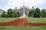 Washington DC Walking Tour & Scavenger Hunt thumbnail 6