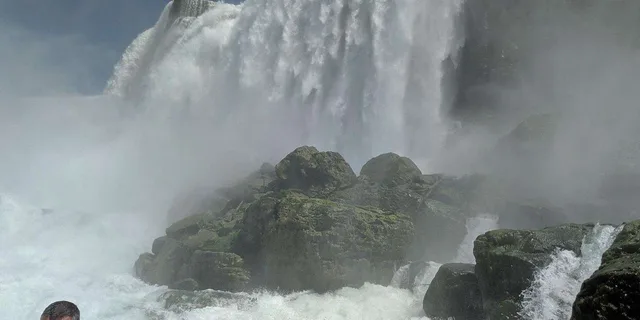 Niagara Falls Mystery of the Mist Tour - Image 5