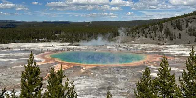 Bozeman Yellowstone Tour 2 Days - Image 4