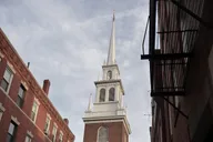 Boston Revolutionary Minivan Tour thumbnail 4