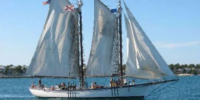 Key West Windjammer Day Sail - Image 4