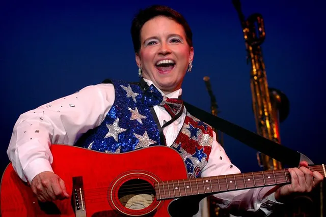 Pigeon Forge Patty Waszak Show 90 Min - Image 4