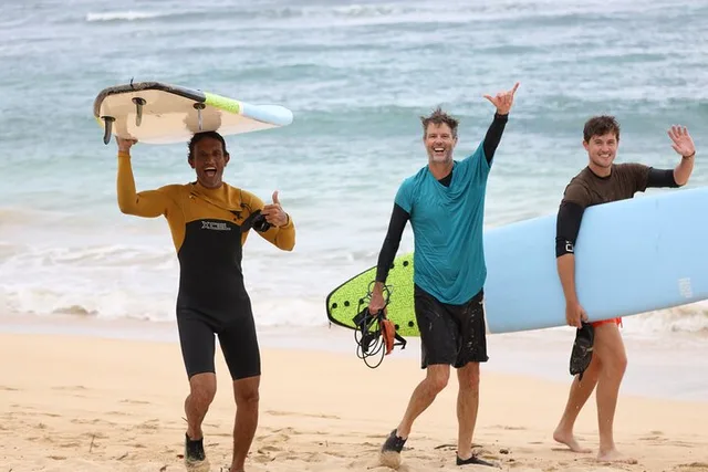 Haleiwa Surf Lesson - Image 4