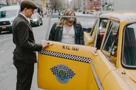Brooklyn & Queens Vintage Taxi Tour thumbnail 4