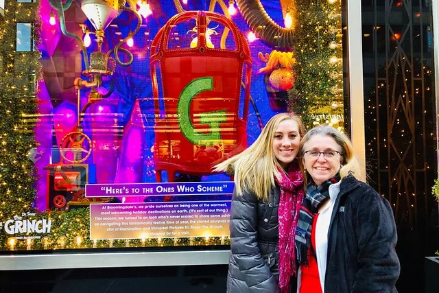 New York City Holiday Movie Sites and City Lights Tour - Image 6