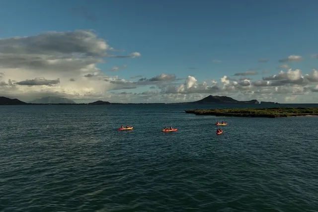 Kailua Bay Kayak Tour to Popoia Island - Image 3