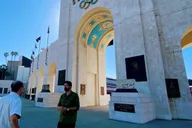 Los Angeles Museum Row Tour: Space, Dinosaurs, and Sports thumbnail 1