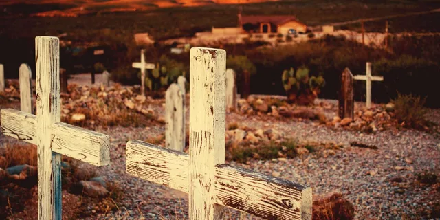 Tombstone Walking Ghost Tour - Image 3