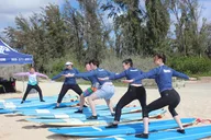 Ko'olina Surfing Lesson thumbnail 1