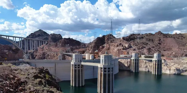 Las Vegas Hoover Dam Craft Beer & Comedy Tour - Image 3