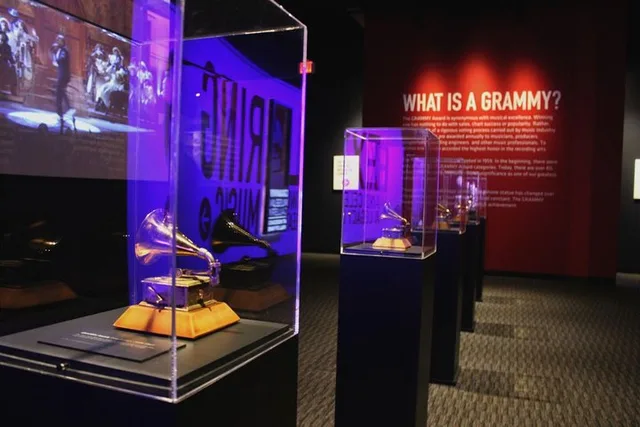 Nashville Musicians Hall of Fame Admission - Image 5