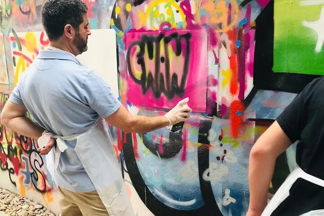 Miami Graffiti Experience in Wynwood 1 hr - Image 5