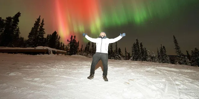 Fairbanks Aurora Glass House Experience - Image 5