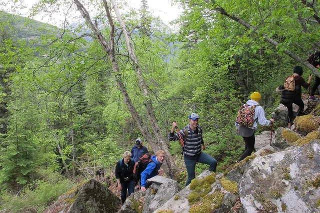 Skagway Adventure Hike and Town Tour - Image 2