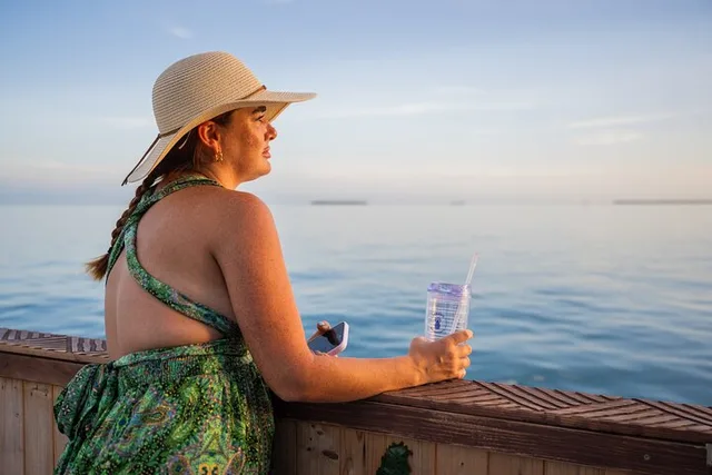 Key West Tiki Sunset Cruise 90 min - Image 2