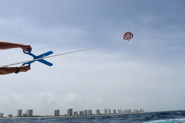 West Palm Beach Parasailing Adventure 2 hr - Image 5