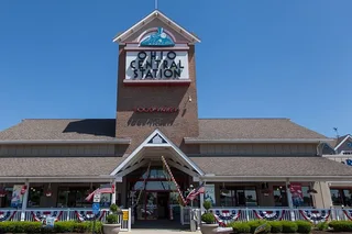 Cleveland Shopping Tour to Ohio Station Outlets