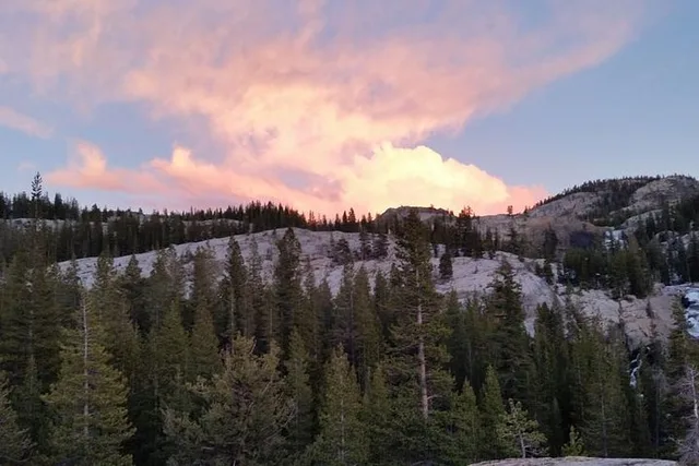 Yosemite Backpacking Adventure at Sunset 5 Days - Image 6