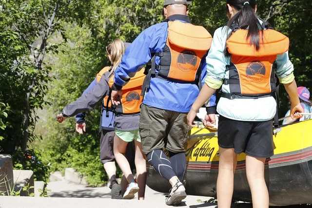Glenwood Springs Rafting Trip - Image 1