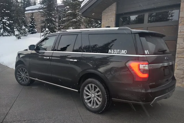 Salt Lake City Airport Transfer to Hotel and Ski Resorts - Image 1