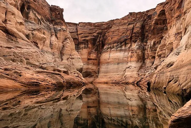 Page Antelope Canyon Hike and Lake Powell Kayak Tour - Image 3
