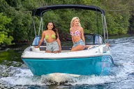 Fort Lauderdale Private Boat Tour 1 hr thumbnail 2