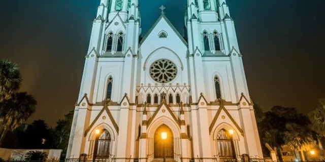 Savannah Ghost Tour with Paranormal Museum Access - Image 5