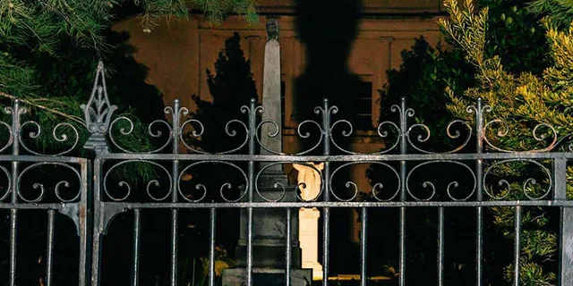 New Orleans Voodoo and Ghost Walking Tour - Image 2