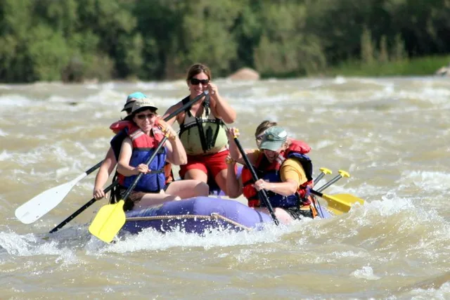 Moab Rafting Trip Fisher Towers Half-Day - Image 1