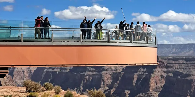 Las Vegas Grand Canyon West Rim Tour with Skywalk 10 hr - Image 2